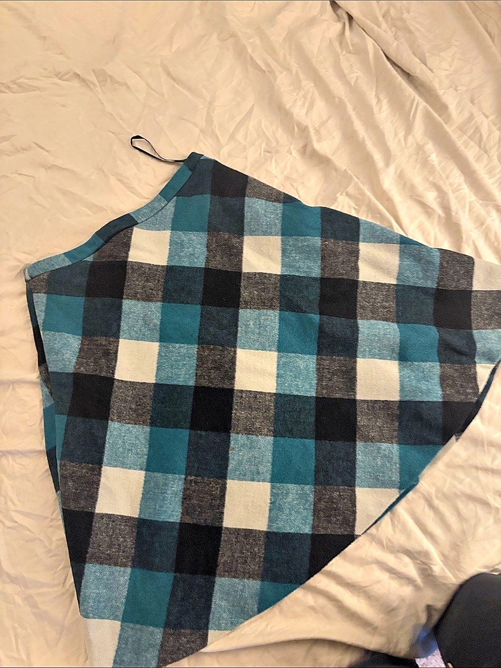FEVER Plaid Cape in Blue & Black Size XL (12)